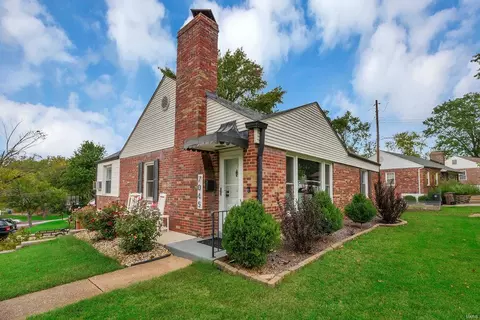 7045 Deerpath Dr, Affton, MO 63123