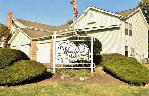 1042 Windstream #1042, Saint Peters, MO 63376