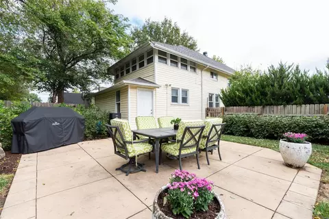 Exterior - 3231 Edgar Ave, Saint Louis, MO 63143 photo 3 of 7