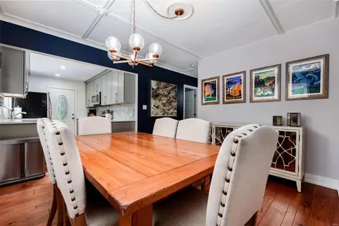 Dining - 3231 Edgar Ave, Saint Louis, MO 63143 photo 2 of 3