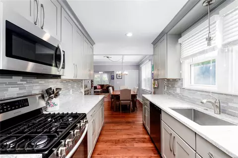Kitchen - 3231 Edgar Ave, Saint Louis, MO 63143 photo 2 of 3