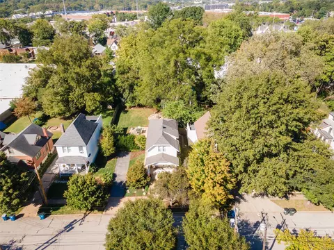 View/Area - 3231 Edgar Ave, Saint Louis, MO 63143 photo 2 of 3