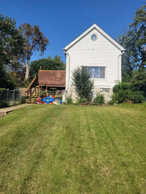 347 Horn Ave, Saint Louis, MO 63125