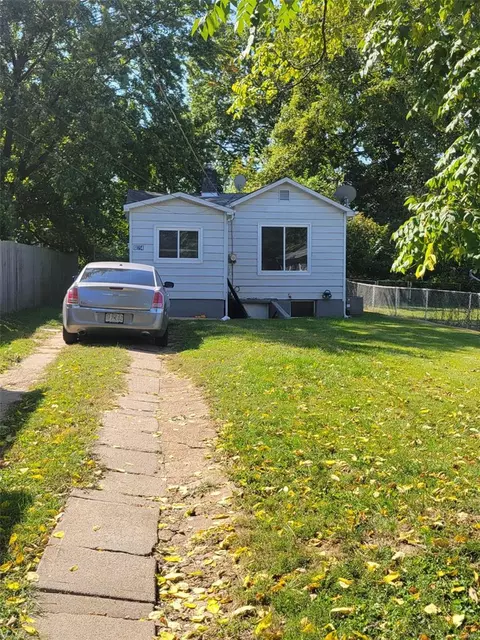 624 De Merville Ave, Saint Louis, MO 63125