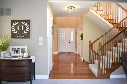 Entry Way - 552 Forby Estates Dr, Eureka, MO 63025 photo 1 of 5