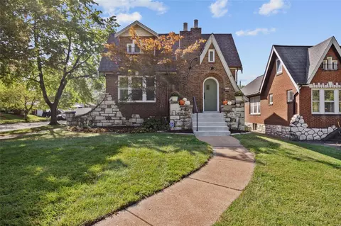 6700 Oleatha Ave, Saint Louis, MO 63139