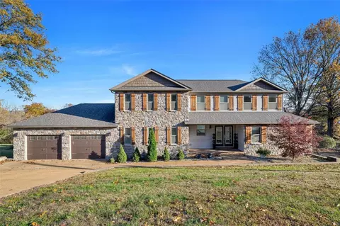 29 Fernridge Ave, Valley Park, MO 63088