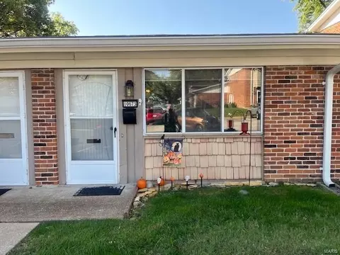 10673 Carroll Wood Way, Saint Louis, MO 63128