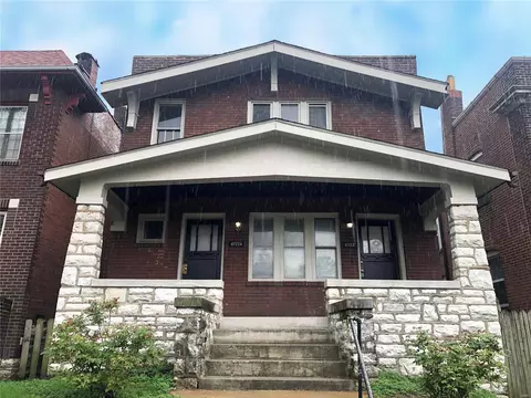 4722 Arsenal St, Saint Louis, MO 63116