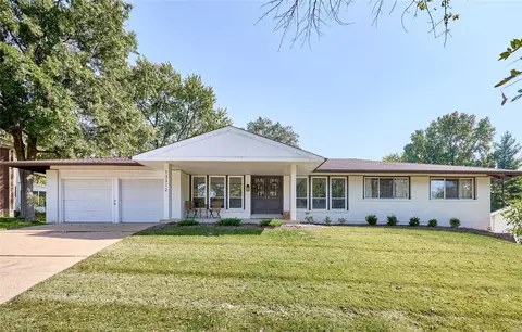 13312 Hobnail Dr, Saint Louis, MO 63146
