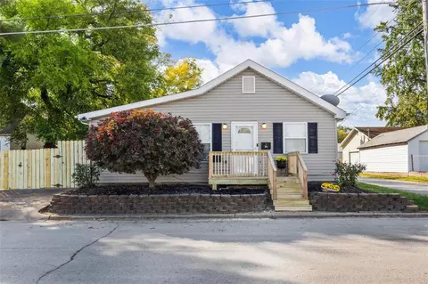 315 Transit St, Saint Charles, MO 63301