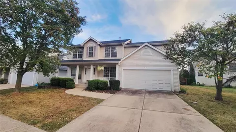 762 Summer Top Cir, Fenton, MO 63026
