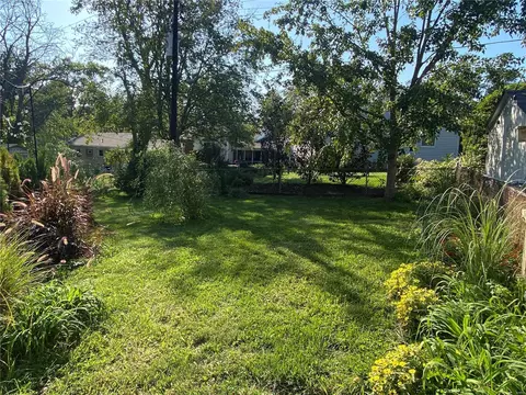 Exterior - 5 Springbrook Pl, Saint Louis, MO 63119 photo 14 of 20