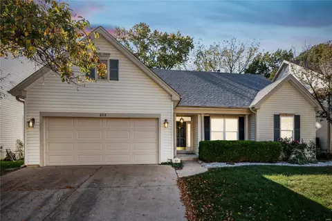 868 Wellesley Terrace Ln, Chesterfield, MO 63017