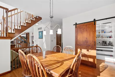 725 Hawk Run Dr, O'fallon, MO 63368 photo 9