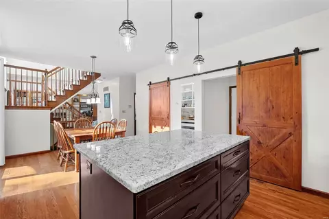 725 Hawk Run Dr, O'fallon, MO 63368 photo 7
