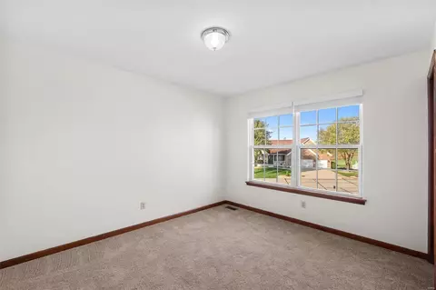725 Hawk Run Dr, O'fallon, MO 63368 photo 33