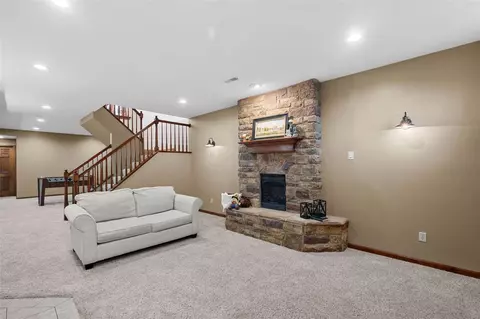 725 Hawk Run Dr, O'fallon, MO 63368 photo 38