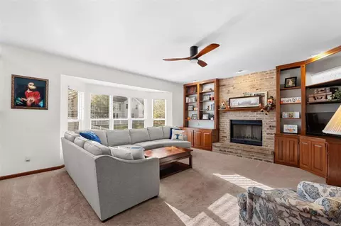 725 Hawk Run Dr, O'fallon, MO 63368 photo 15