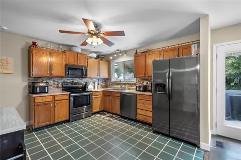 21 Barrington Dr, Saint Peters, MO 63376 photo 12
