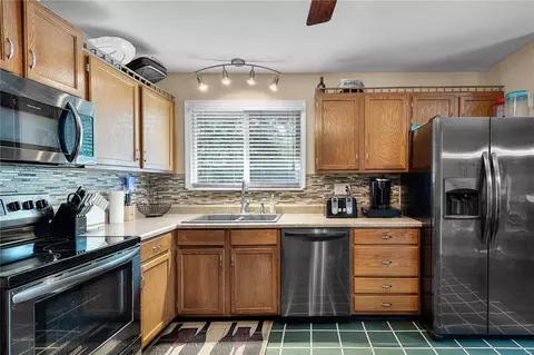 21 Barrington Dr, Saint Peters, MO 63376 photo 14