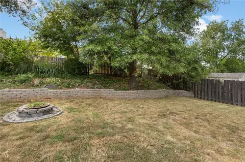 21 Barrington Dr, Saint Peters, MO 63376 photo 35