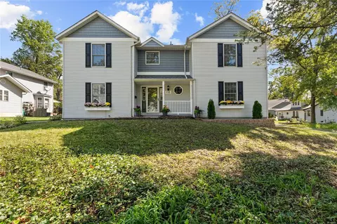 Undisclosed, Webster Groves, MO 63119