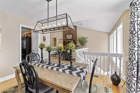 Dining - 1108 Oak Borough Dr, Ballwin, MO 63021 photo 2 of 5