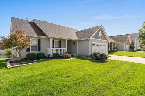 Exterior - 1108 Oak Borough Dr, Ballwin, MO 63021 photo 2 of 5
