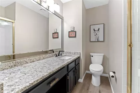 Bath - 1108 Oak Borough Dr, Ballwin, MO 63021 photo 1 of 10