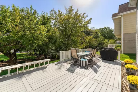 Exterior - 1108 Oak Borough Dr, Ballwin, MO 63021 photo 3 of 5