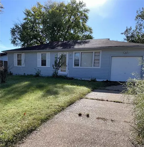 2024 Jannette Dr, Saint Louis, MO 63136