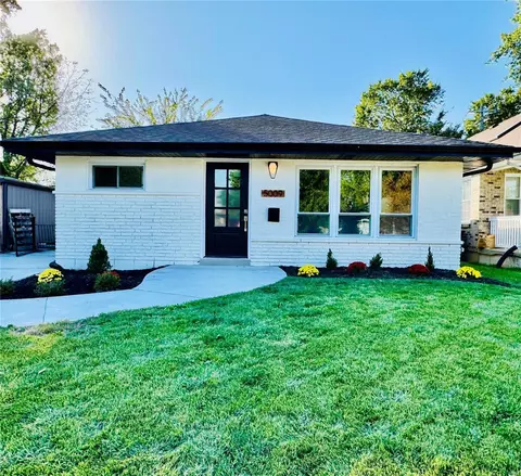5009 Kain Dr, Saint Louis, MO 63119