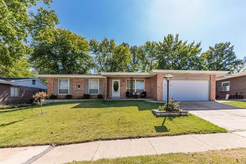 2638 Cliffwood Trl, Saint Louis, MO 63129