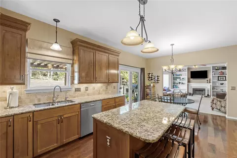 Kitchen - 17261 Hilltop Ridge Dr, Eureka, MO 63025 photo 1 of 10