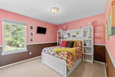 Bedroom - 17261 Hilltop Ridge Dr, Eureka, MO 63025 photo 4 of 8