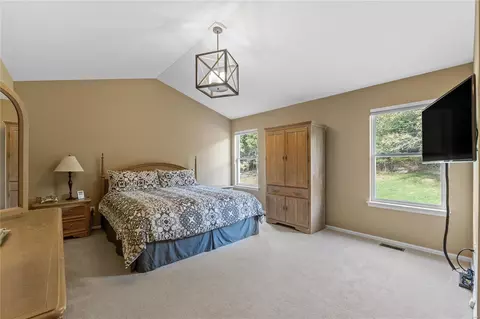 Bedroom - 17261 Hilltop Ridge Dr, Eureka, MO 63025 photo 2 of 8