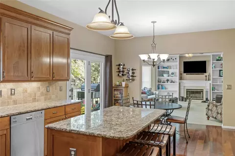 Kitchen - 17261 Hilltop Ridge Dr, Eureka, MO 63025 photo 3 of 10