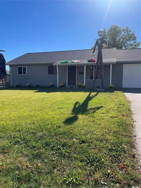412 Saint John Dr, O'fallon, MO 63366