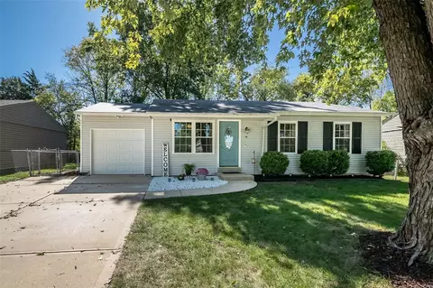 6 Pheasant Ln, Saint Peters, MO 63376
