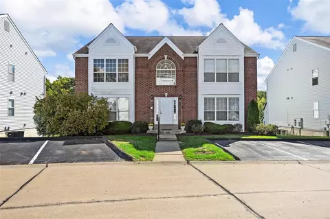 34 Timber Oaks Trl #3C, O'fallon, MO 63368