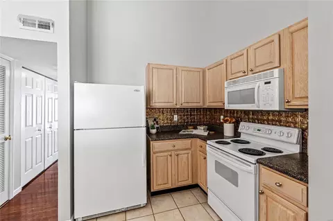 Kitchen - 1621 Forest Springs Ln #C, Ballwin, MO 63021 photo 1 of 2