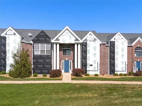 Exterior - 1621 Forest Springs Ln #C, Ballwin, MO 63021 photo 3 of 3