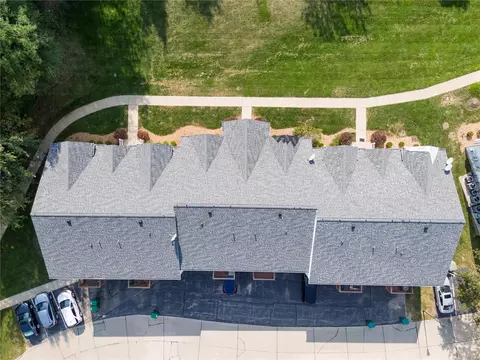 View/Area - 1621 Forest Springs Ln #C, Ballwin, MO 63021 photo 3 of 3