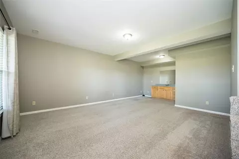 Living - 640 Hawk Run Dr, O'fallon, MO 63368 photo 4 of 6