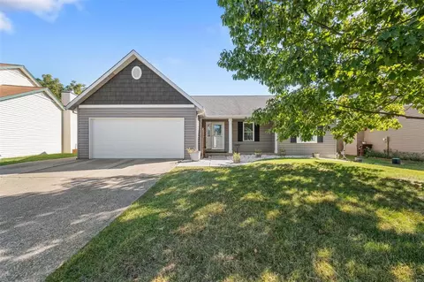 944 Blake Ct, Saint Peters, MO 63376