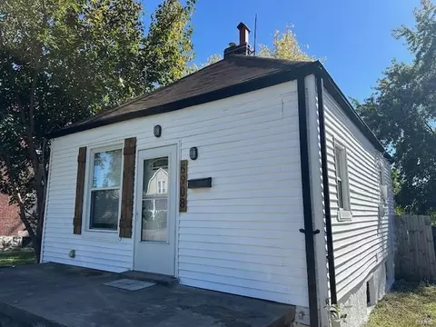 5908 W Park Ave, Saint Louis, MO 63110