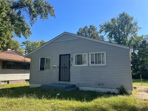 10808 Glen Garry Rd, Saint Louis, MO 63137