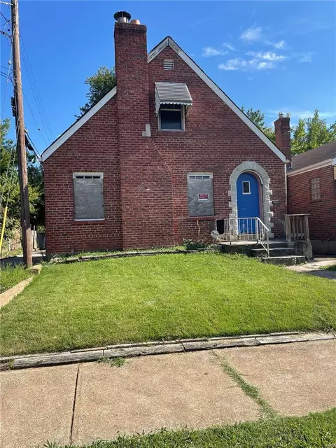 5088 Queens Ave, Saint Louis, MO 63115