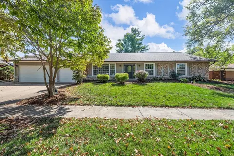 5210 Brass Lantern Pl, Saint Louis, MO 63128